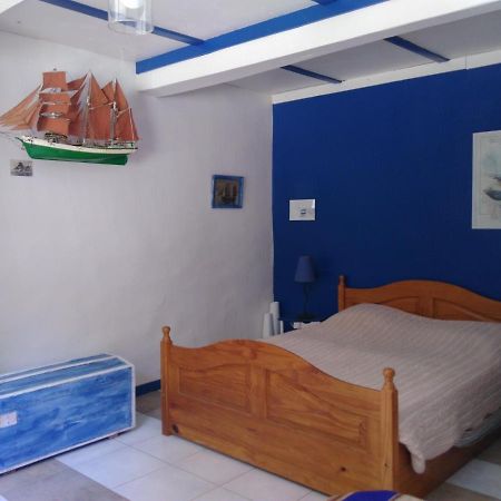 La Sourciere D'Eros Hotel Bellesserre Екстериор снимка