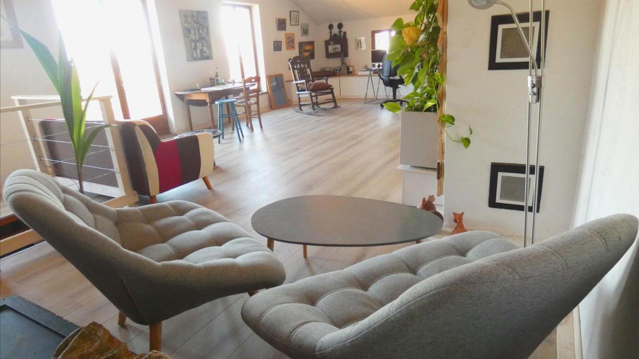 La Sourciere D'Eros Hotel Bellesserre Екстериор снимка